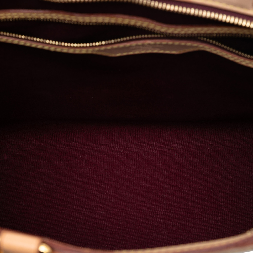 Pre-Loved Louis Vuitton Monogram Vernis Brea GM - Picture 4 of 7